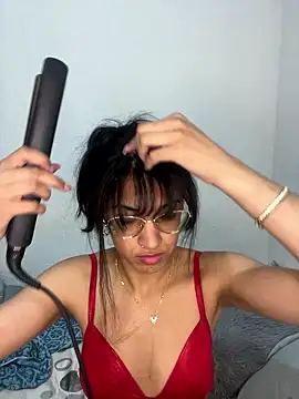 ValentinaEvanz online show from 01/15/26, 04:22