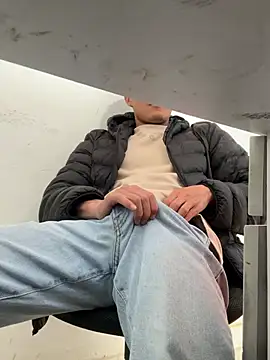 Latin Paisa Boy online show from 04/19/26, 08:11