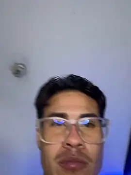 Latin Paisa Boy online show from 06/06/26, 11:53