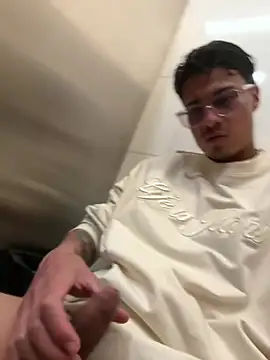 Latin Paisa Boy online show from 06/24/26, 09:14