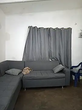 Snapshot of Zeref- chatting on 05/05/26, 06:10 Zeref- online show from 05/05/26, 06:10