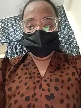 Snapshot of MaggieTelugu-15 chatting on 02/12/26, 07:47 MaggieTelugu-15 online show from 02/12/26, 07:47