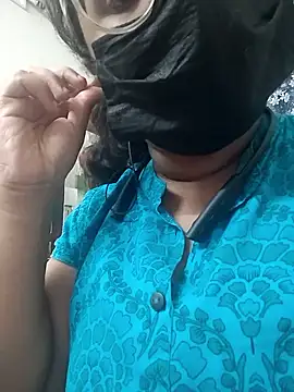 Snapshot of MaggieTelugu-15 chatting on 03/07/26, 08:44 MaggieTelugu-15 online show from 03/07/26, 08:44