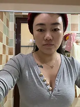 Molly-xiao online show from 03/11/26, 11:55