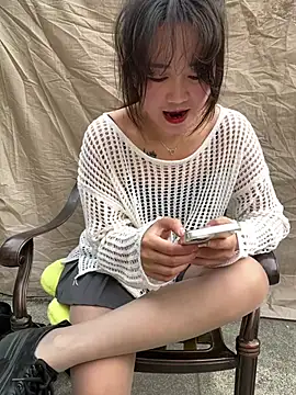 Molly-xiao online show from 04/03/26, 10:13