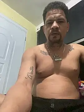 Snapshot of Dominicanobb chatting on 02/20/26, 06:26 Dominicanobb online show from 02/20/26, 06:26