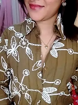 Saumyy online show from 04/13/26, 05:18