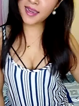 Saumyy online show from 04/22/26, 06:42