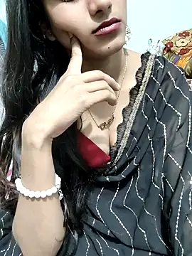 Yours-Zeenat online show from 02/18/26, 10:11