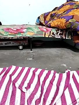 Yours-Zeenat online show from 02/26/26, 08:35