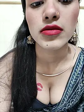 Yours-Zeenat online show from 05/17/26, 06:37