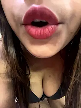 Luxuryalexa986 online show from 01/10/26, 06:15