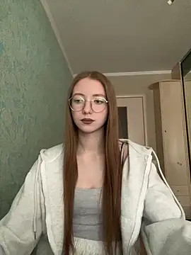 Eseniya  online show from 02/17/26, 10:01