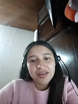 Laia  Evanss online show from 02/11/26, 07:52