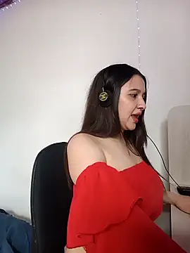 Laia  Evanss online show from 04/08/26, 04:29