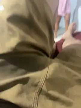 Snapshot of 08yeis chatting on 03/01/26, 03:41 08yeis online show from 03/01/26, 03:41