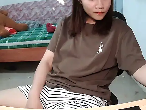 Snapshot of hana_ssexy chatting on 05/23/26, 04:11 hana ssexy online show from 05/23/26, 04:11