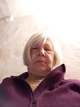 KlaudiaDarling online show from 01/10/26, 08:16