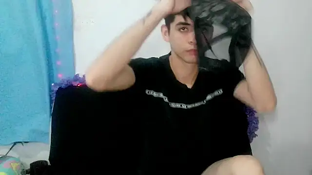 Snapshot of nico22love chatting on 02/02/26, 12:26 nico22love online show from 02/02/26, 12:26