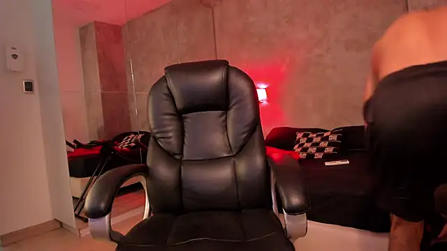 Maximo Zahir online show from 01/07/26, 07:16