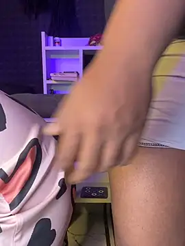 Snapshot of Shankkyyy chatting on 02/11/26, 08:19 Shankkyyy online show from 02/11/26, 08:19