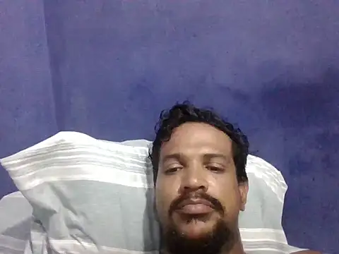 Snapshot of bigdick211292 chatting on 02/11/26, 09:20 bigdick211292 online show from 02/11/26, 09:20