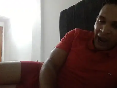 Snapshot of bigdick211292 chatting on 03/18/26, 11:57 bigdick211292 online show from 03/18/26, 11:57