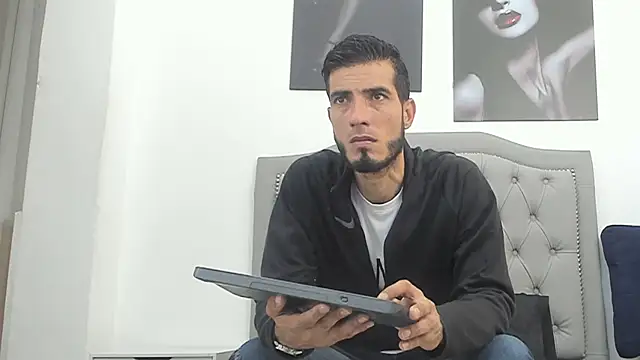 Snapshot of marc_ruffa chatting on 02/20/26, 07:58 marc ruffa online show from 02/20/26, 07:58