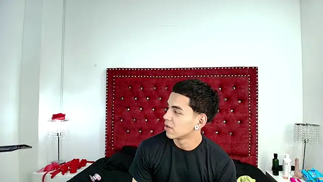 Jaden and sofia online show from 05/14/26, 03:02
