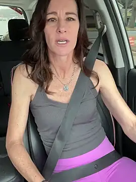 Snapshot of Edens_Promise chatting on 01/17/26, 03:28 Edens Promise online show from 01/17/26, 03:28