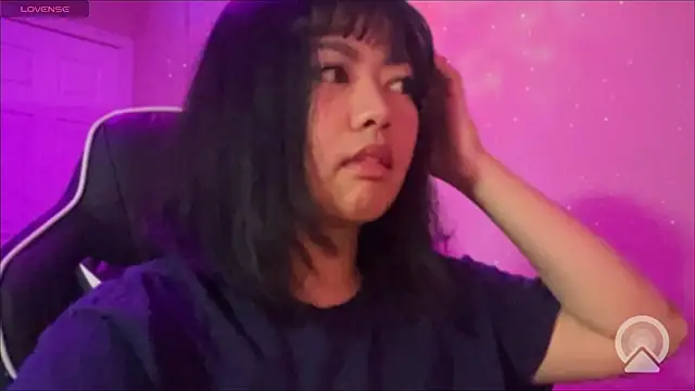 kuromixx444 online show from 02/13/26, 07:59