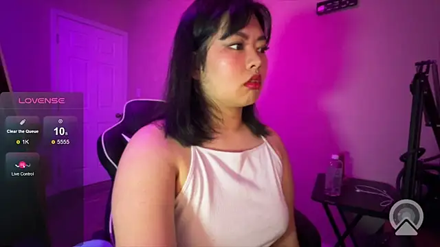 kuromixx444 online show from 04/13/26, 05:46