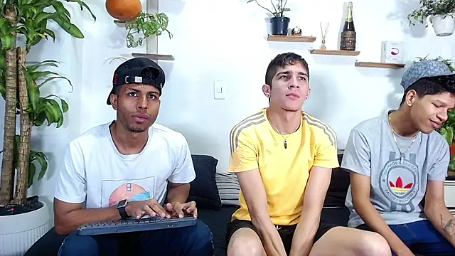 Interracial Snow Bunny online show from 02/17/26, 03:08