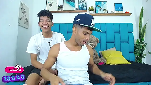 Interracial Snow Bunny online show from 04/21/26, 01:42