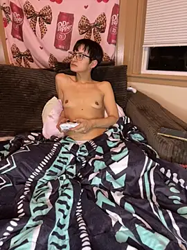 Snapshot of FaiiryArii chatting on 02/26/26, 05:28 FaiiryArii online show from 02/26/26, 05:28