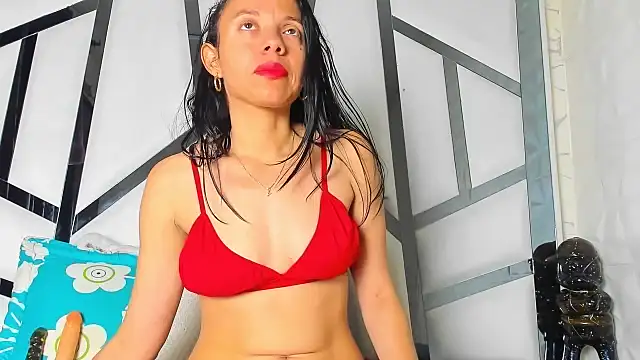 Lunahot68 online show from 04/08/26, 02:55