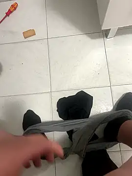 Snapshot of paco199923 chatting on 01/15/26, 05:45 paco199923 online show from 01/15/26, 05:45