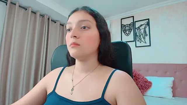 Snapshot of littlemolly_walcott chatting on 05/28/26, 01:25 littlemolly walcott online show from 05/28/26, 01:25
