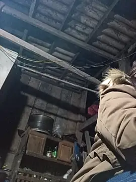 dakota-kis online show from 02/23/26, 12:24