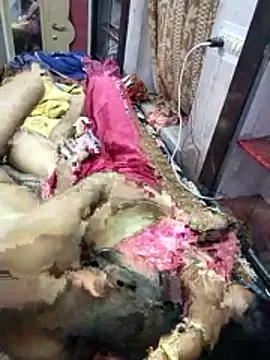 Snapshot of hornycouple20000 chatting on 02/26/26, 04:06 hornycouple20000 online show from 02/26/26, 04:06