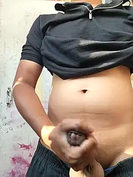 Snapshot of jerryrooh69 chatting on 02/18/26, 11:17 jerryrooh69 online show from 02/18/26, 11:17