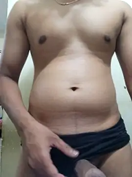 Snapshot of jerryrooh69 chatting on 02/24/26, 03:32 jerryrooh69 online show from 02/24/26, 03:32