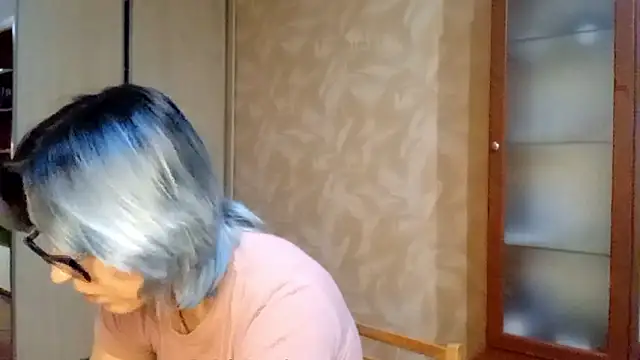 Snapshot of EvonTabb chatting on 02/08/26, 03:04 EvonTabb online show from 02/08/26, 03:04