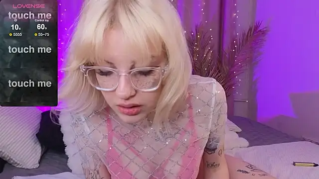 Snapshot of no_1dea chatting on 02/17/26, 02:57 no 1dea online show from 02/17/26, 02:57