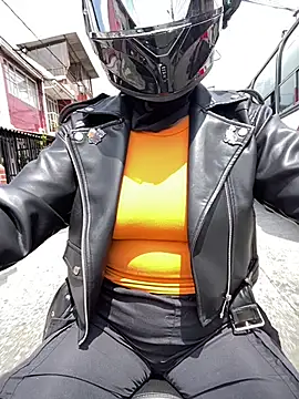 Scarlet auraa online show from 03/06/26, 04:03