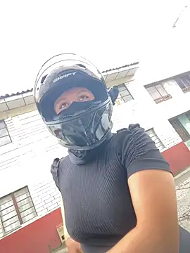 Scarlet auraa online show from 03/12/26, 08:04