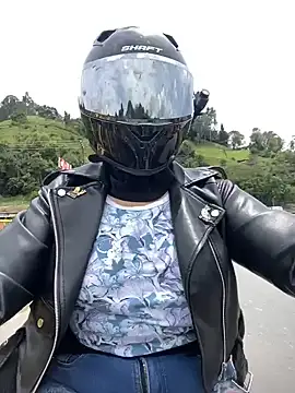 Scarlet auraa online show from 04/18/26, 05:39