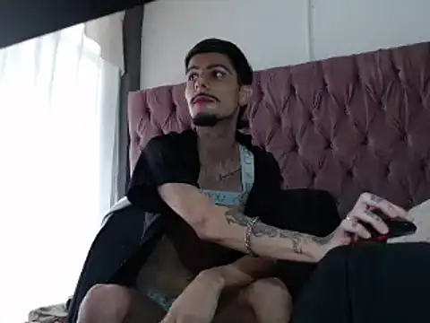 Snapshot of levconnor chatting on 02/10/26, 05:50 levconnor online show from 02/10/26, 05:50