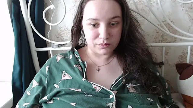 AmazingAllice online show from 02/07/26, 01:15