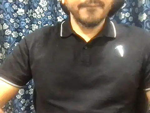 Snapshot of sundar85m chatting on 07/31/26, 03:44 sundar85m online show from 07/31/26, 03:44